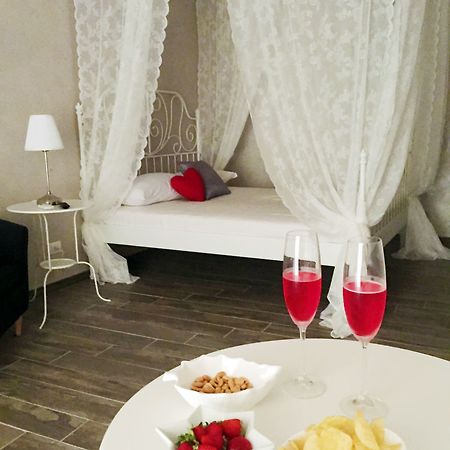 B&B Sicilia ปาแลร์โม ภายนอก รูปภาพ