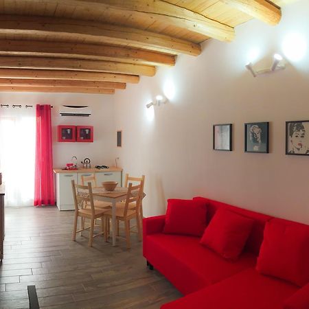 B&B Sicilia ปาแลร์โม ภายนอก รูปภาพ