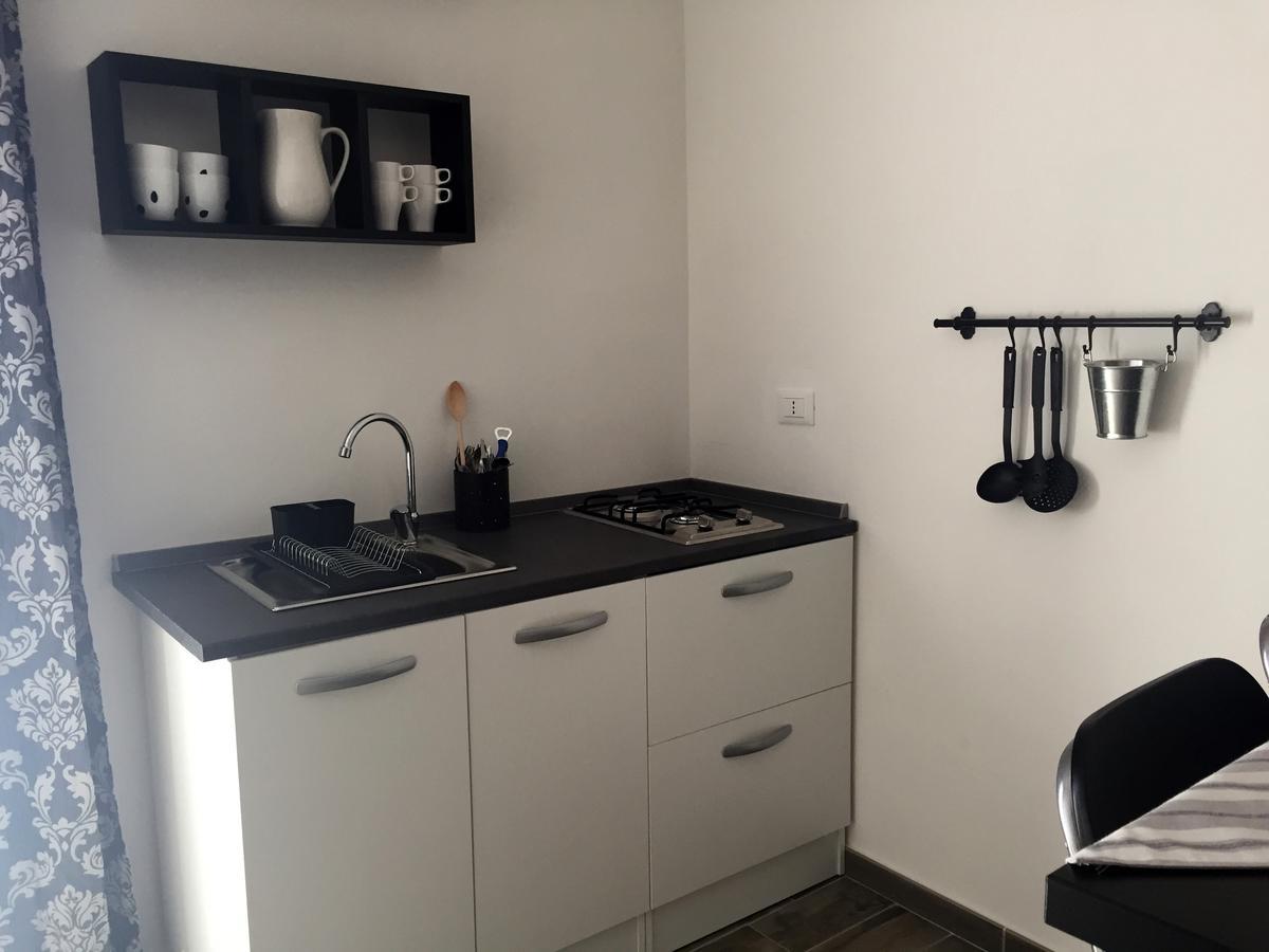 B&B Sicilia ปาแลร์โม ภายนอก รูปภาพ