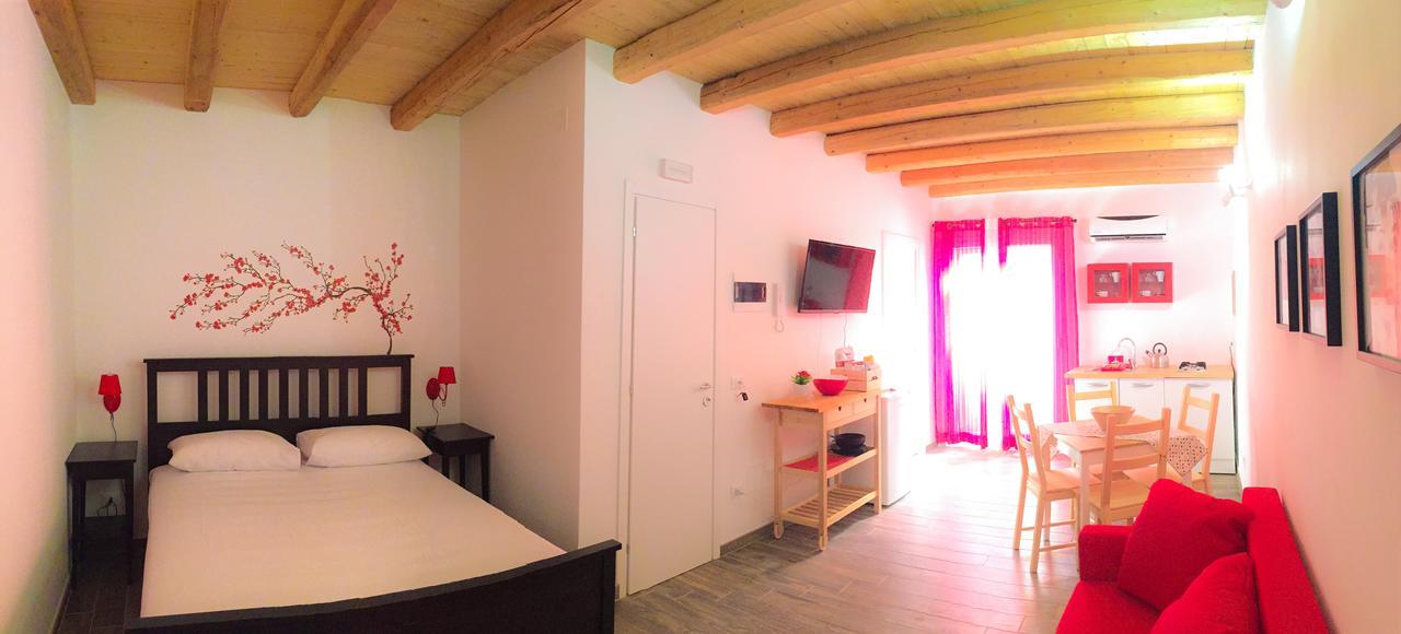 B&B Sicilia ปาแลร์โม ภายนอก รูปภาพ