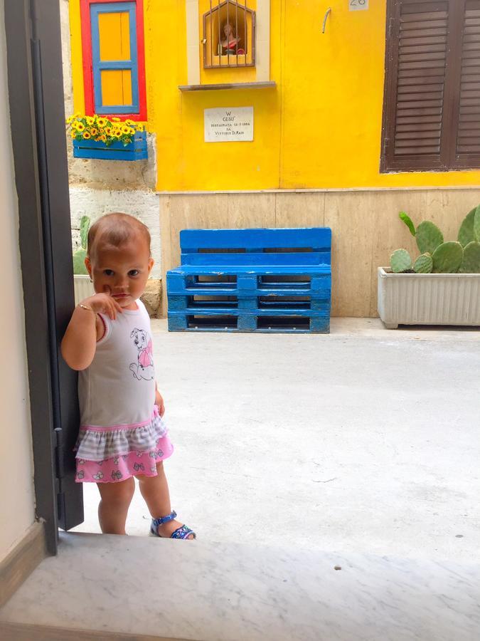 B&B Sicilia ปาแลร์โม ภายนอก รูปภาพ